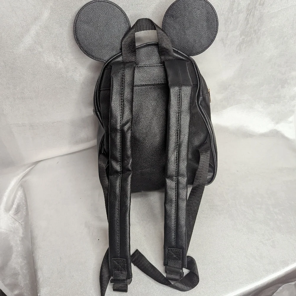 Disney Minnie Mouse Backpack Black with Red Bow by Olivia Miller NO OFFERS‎